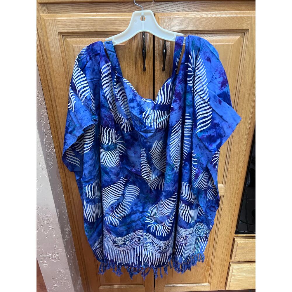 Vintage Blue Tie-Dye Dress with Leaf Pattern